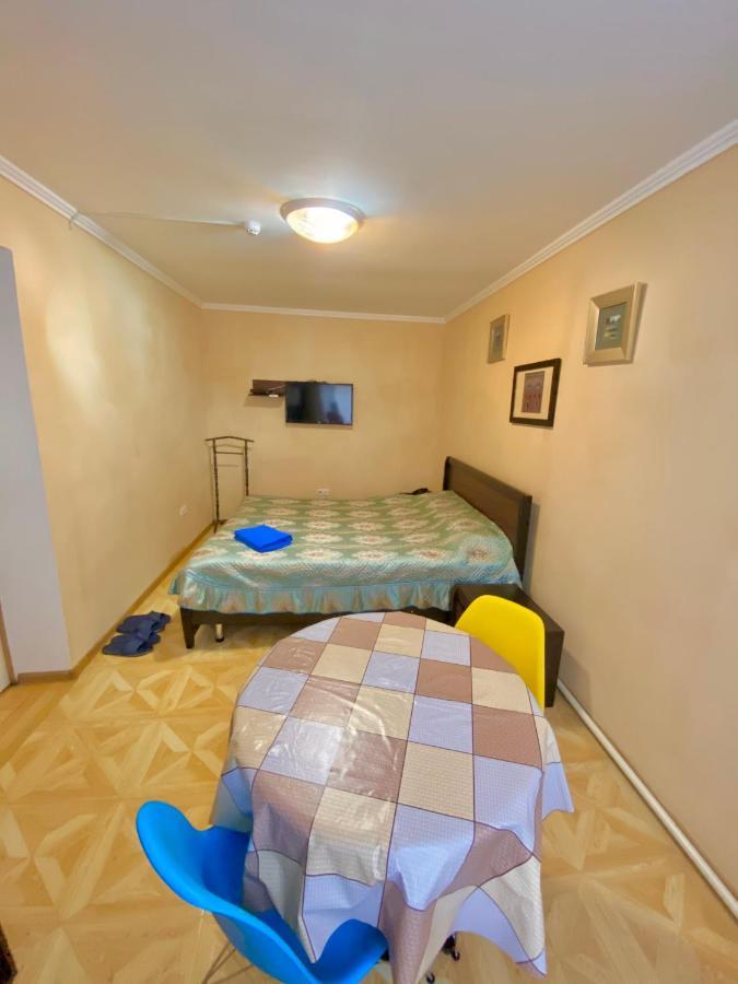 Esentai Hostel Алмати Екстер'єр фото