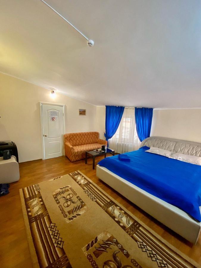 Esentai Hostel Алмати Екстер'єр фото