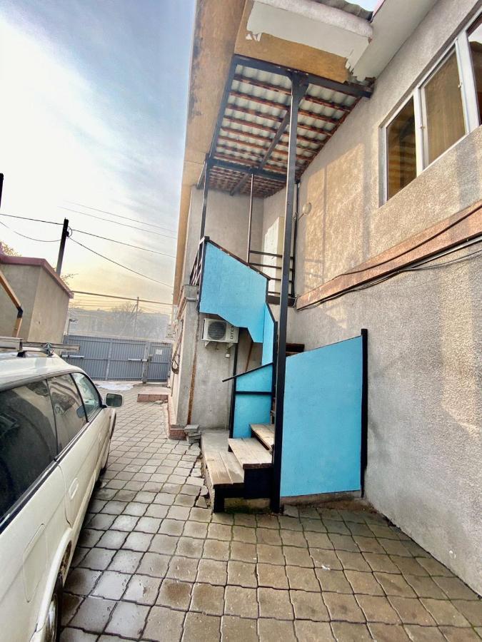 Esentai Hostel Алмати Екстер'єр фото