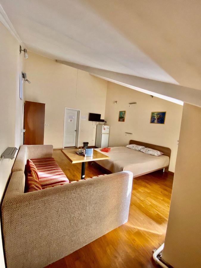 Esentai Hostel Алмати Екстер'єр фото